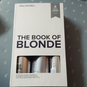 The book of blonde set